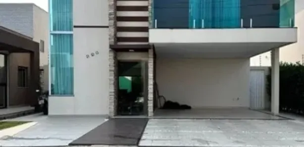 Sobrado com 4 Quartos à venda, 285m² no Primavera, Vitória da Conquista