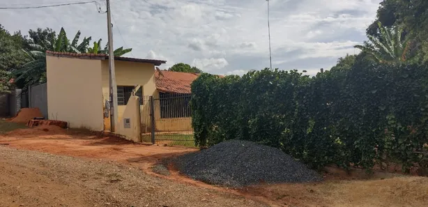 Fazenda / Sítio / Chácara com 2 Quartos à venda, 100m² no , Alambari