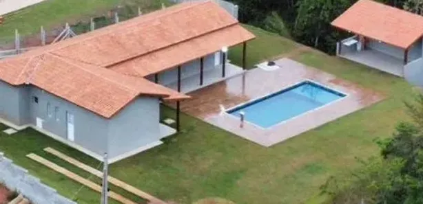 Fazenda / Sítio / Chácara com 3 Quartos à venda, 600m² no , Igaratá