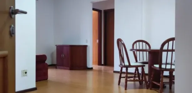 Apartamento com 2 Quartos para alugar, 65m² no Centro, Curitiba