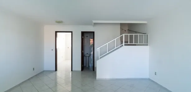 Sobrado com 3 Quartos à venda, 106m² no Jardim Alvorada, Campo Largo