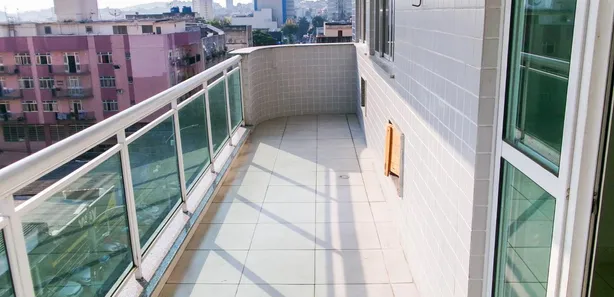 Apartamento com 2 Quartos para alugar, 105m² no Parque Duque, Duque de Caxias