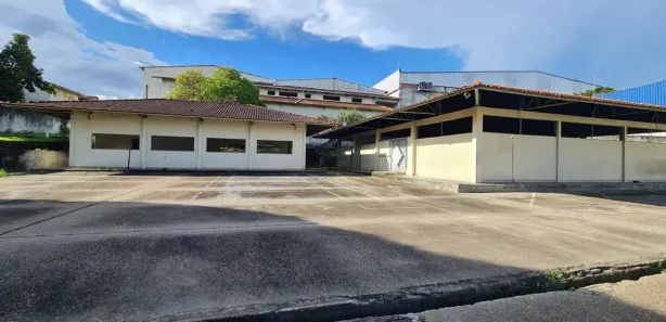 Galpão / Depósito / Armazém para alugar, 5900m² no São José Operário, Manaus