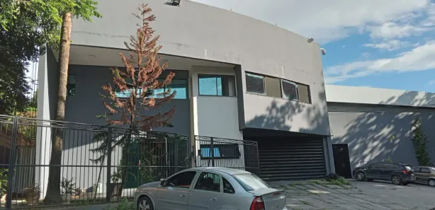 Galpão / Depósito / Armazém para alugar, 1000m² no Adrianópolis, Manaus