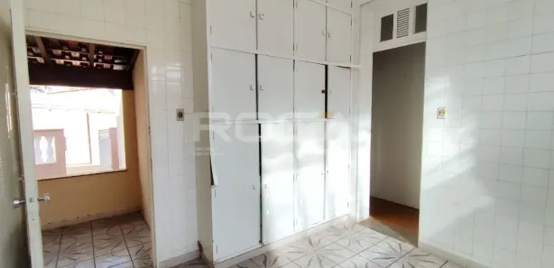Prédio Inteiro com 5 Quartos para venda ou aluguel, 240m² no Centro, São Carlos