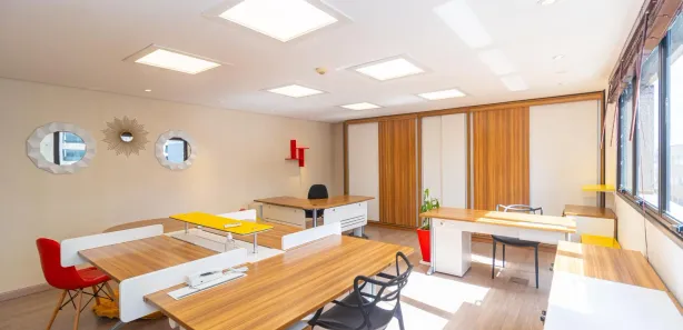 Conjunto Comercial / Sala com 1 Quarto para alugar, 47m² no Vila Izabel, Curitiba