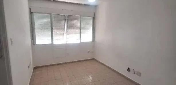 Kitnet para alugar, 30m² no Boqueirão, Santos
