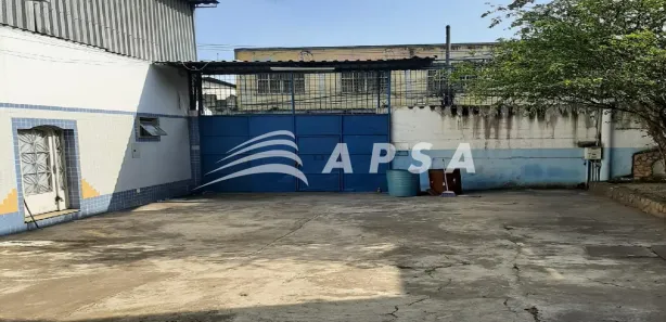 Galpão / Depósito / Armazém para alugar, 699m² no Centro, Nilópolis