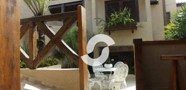 Hotel / Motel / Pousada com 20 Quartos à venda, 1200m² no Itaipu, Niterói