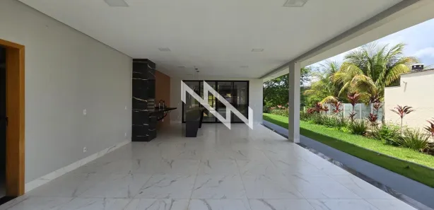 Sobrado com 5 Quartos à venda, 354m² no , Hidrolândia
