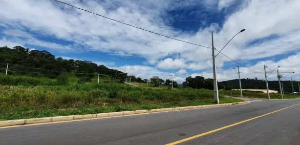 Terreno / Lote / Condomínio à venda, 360m² no Centro, Pedro Leopoldo