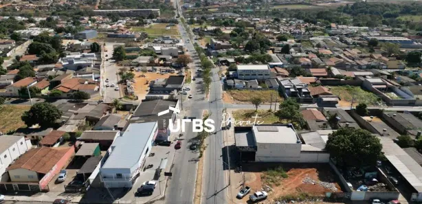 Prédio Inteiro com 4 Quartos à venda, 1650m² no Jardim Cristalino, Aparecida de Goiânia