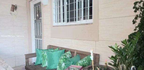 Casa de Condomínio com 2 Quartos à venda, 68m² no da Luz, Nova Iguaçu
