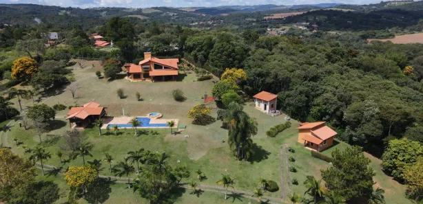 Fazenda / Sítio / Chácara com 5 Quartos à venda, 450m² no , Ibiúna
