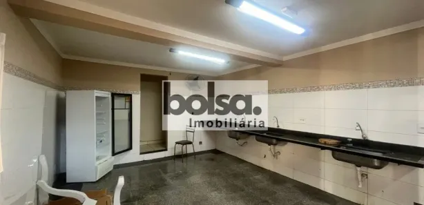 Prédio Inteiro à venda, 436m² no Vila Industrial, Bauru