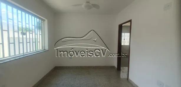 Casa com 3 Quartos para alugar, 360m² no Ilha dos Araújos, Governador Valadares