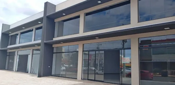 Loja / Salão / Ponto Comercial para alugar, 600m² no Centro, Arapongas