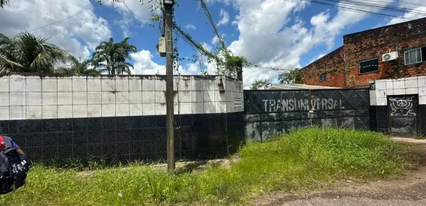 Garagem com 3 Quartos à venda, 2000m² no Benfica, Benevides