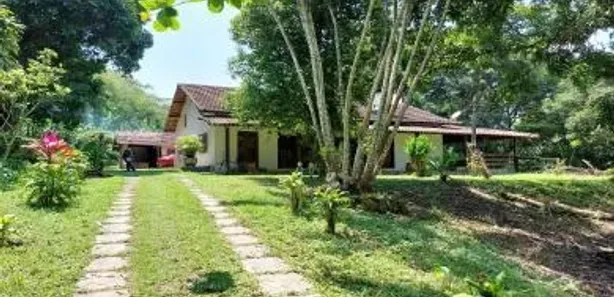 Fazenda / Sítio / Chácara com 3 Quartos à venda, 11000m² no , Rio Bonito