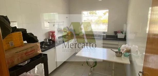 Prédio Inteiro para venda ou aluguel, 800m² no Vila Francisco Remeikis, Taboão da Serra