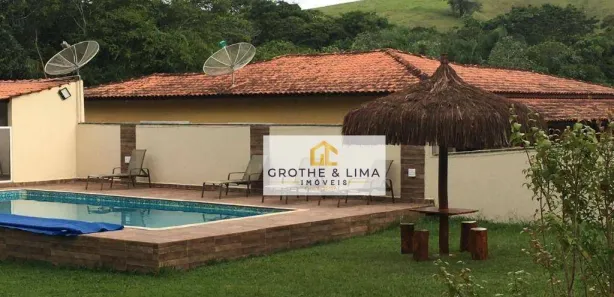 Fazenda / Sítio / Chácara com 3 Quartos à venda, 270m² no , Igaratá