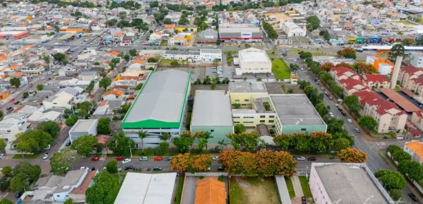 Prédio Inteiro à venda, 17469m² no Sítio Cercado, Curitiba