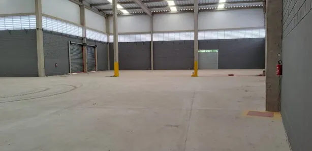 Galpão / Depósito / Armazém para alugar, 3116m² no Vila Jovina, Cotia