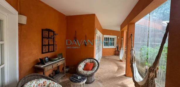 Casa de Condomínio com 4 Quartos para venda ou aluguel, 700m² no Residencial Tamboré, Barueri