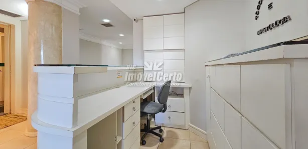 Conjunto Comercial / Sala com 4 Quartos à venda, 119m² no Centro, Curitiba