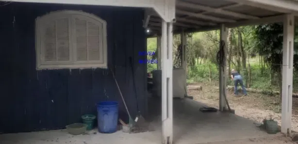 Fazenda / Sítio / Chácara com 3 Quartos à venda, 6000m² no , Contenda