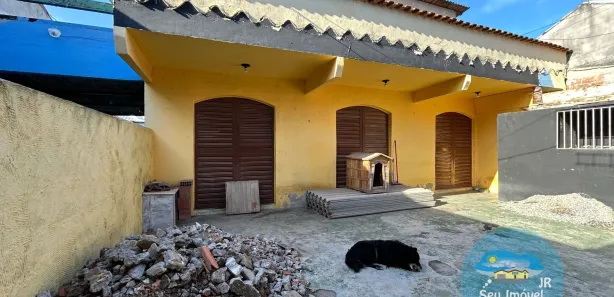 Casa com 4 Quartos à venda, 400m² no Areal, Araruama
