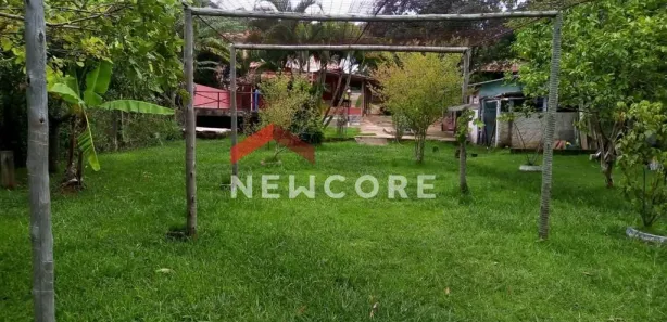 Fazenda / Sítio / Chácara com 3 Quartos à venda, 180m² no São Francisco de Assis, Esmeraldas