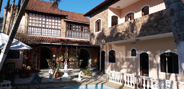 Hotel / Motel / Pousada com 15 Quartos à venda, 430m² no Vila Muriqui, Mangaratiba