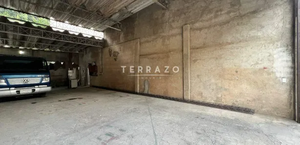 Galpão / Depósito / Armazém para alugar, 120m² no Paineira, Teresópolis