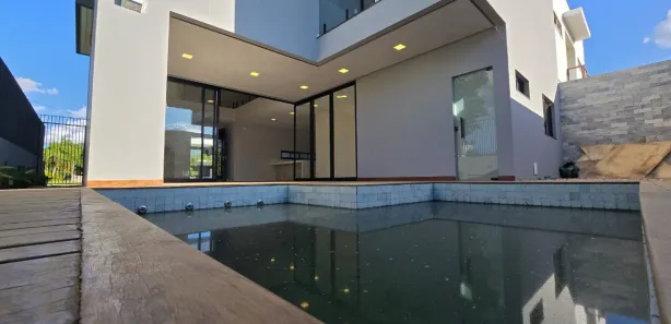 Casa de Condomínio com 4 Quartos à venda, 320m² no Jatobá, Petrolina