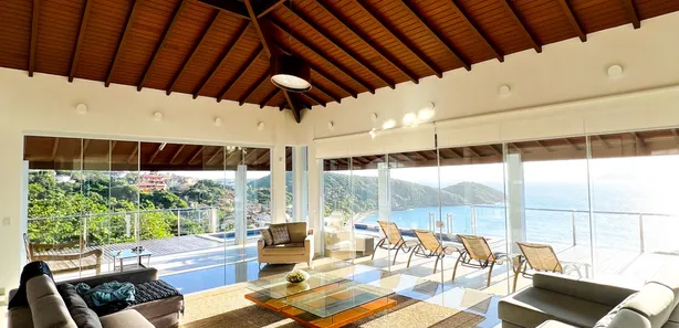 Casa de Condomínio com 5 Quartos à venda, 700m² no Village de Búzios, Armação dos Búzios