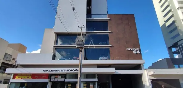 Conjunto Comercial / Sala para alugar, 38m² no Centro, Toledo