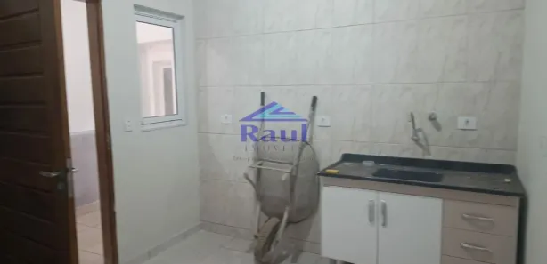 Casa com 1 Quarto para alugar, 50m² no Jardim Clementino, Taboão da Serra