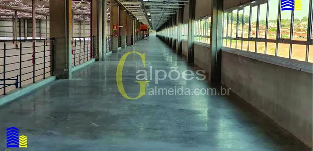 Galpão / Depósito / Armazém para alugar, 1905m² no Padroeira, Osasco