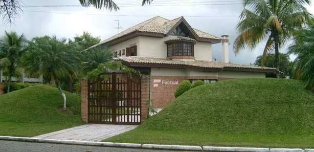 Casa de Condomínio com 6 Quartos à venda, 715m² no Jardim Acapulco, Guarujá