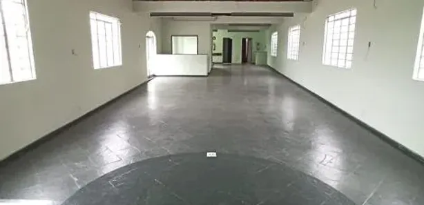 Loja / Salão / Ponto Comercial com 1 Quarto à venda, 200m² no Veneza, Ribeirão das Neves