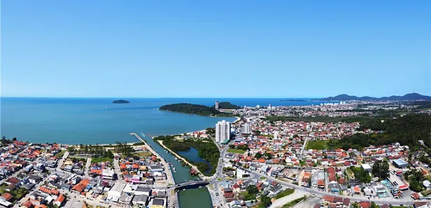Apartamento com 2 Quartos à venda, 77m² no Centro, Penha