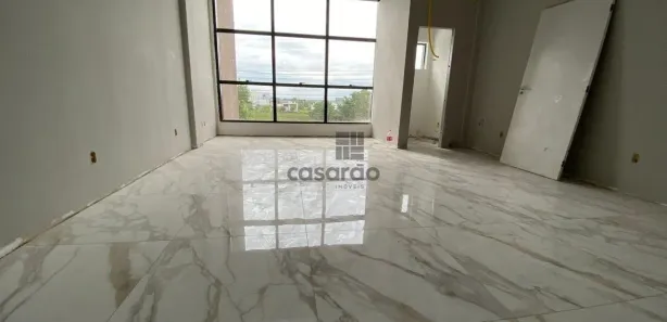 Loja / Salão / Ponto Comercial à venda, 30m² no Camobi, Santa Maria