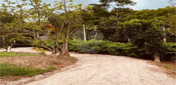 Fazenda / Sítio / Chácara com 3 Quartos à venda, 300m² no Freguesia da Escada, Guararema