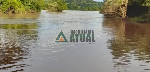 Fazenda / Sítio / Chácara com 2 Quartos à venda, 85m² no , Ibiporã