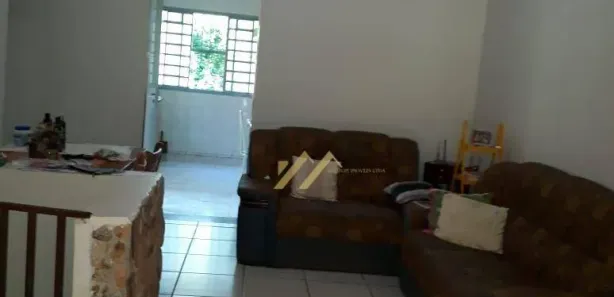 Fazenda / Sítio / Chácara com 3 Quartos à venda, 330m² no , Louveira