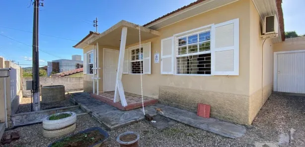 Casa com 3 Quartos para alugar, 132m² no Metropol, Criciúma