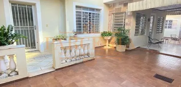 Sobrado com 5 Quartos para alugar, 648m² no Centro, Araçatuba