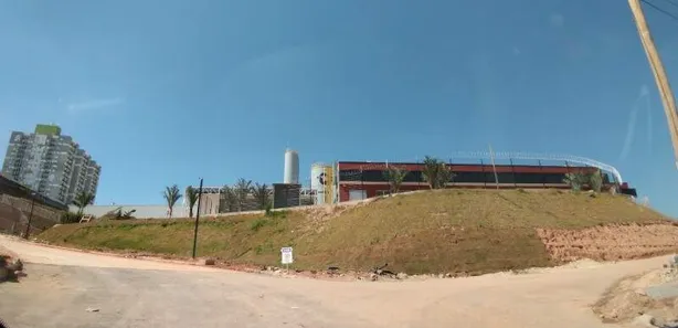 Galpão / Depósito / Armazém para alugar, 2369m² no Padroeira, Osasco