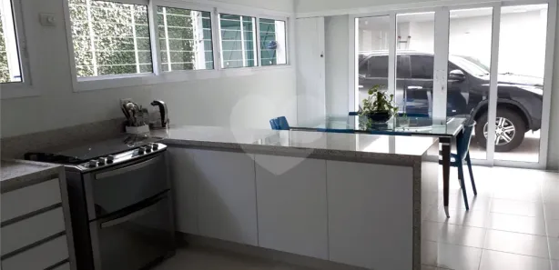 Casa de Vila com 4 Quartos para venda ou aluguel, 270m² no Jardim Luzitânia, São Paulo